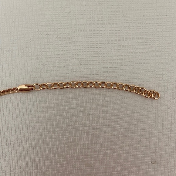 Gold Choker - Picture 5 of 6